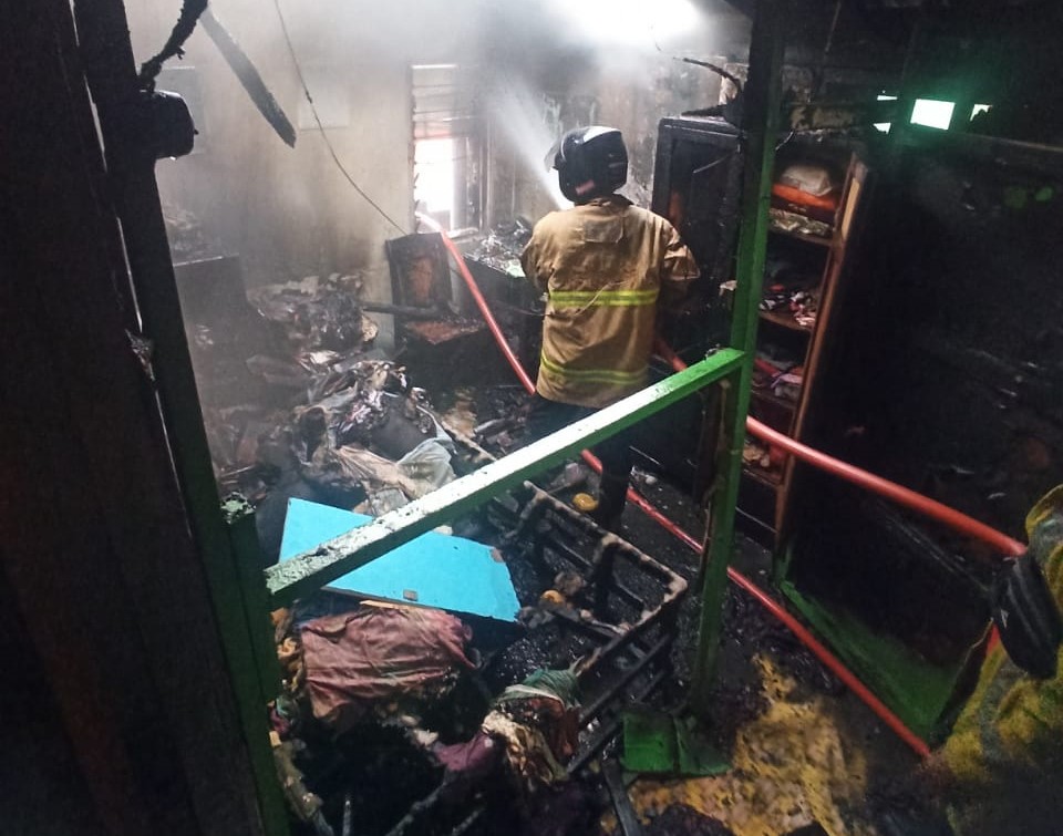 Kebakaran rumah milik Rustopo di Bulusari RT 01 RW 05 Bulusulur Wonogiri.