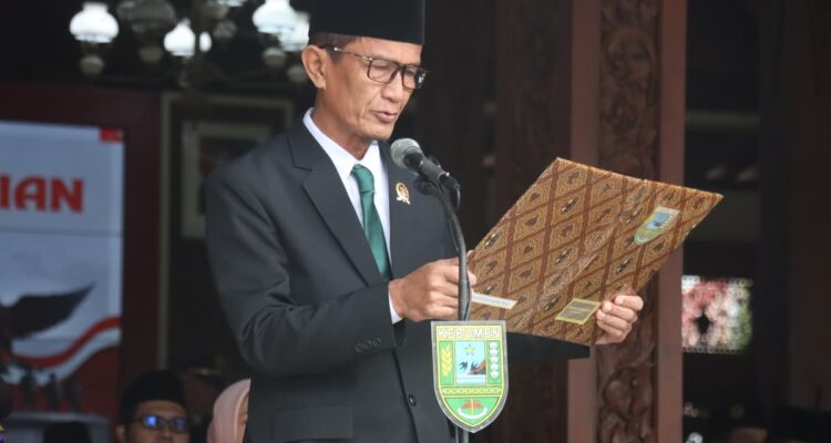 Ketua DPRD Kabupaten Kebumen H Saman