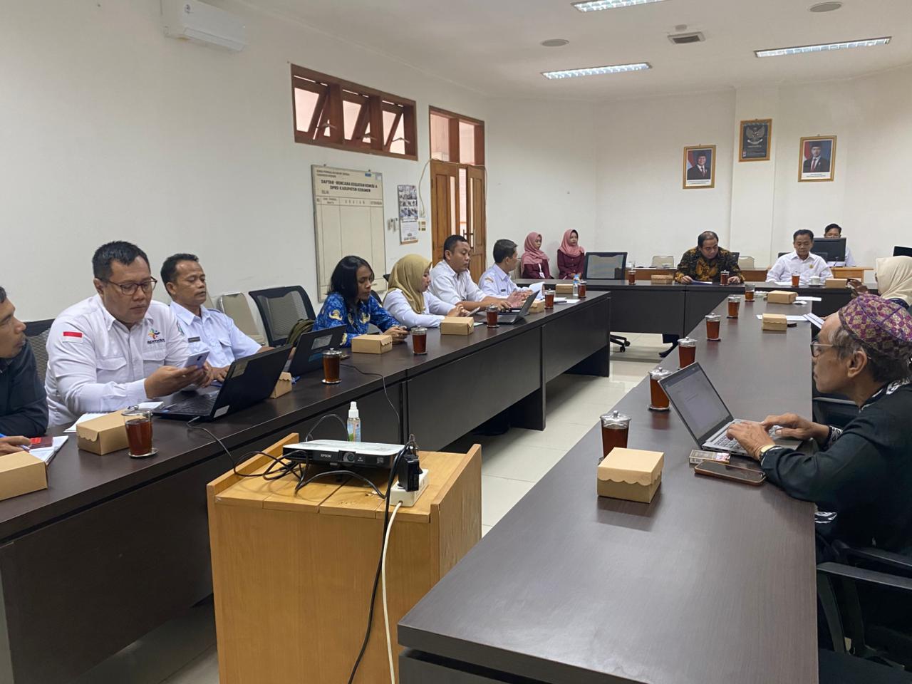Rapat kerja Komisi A DPRD Kebumen bersama Dinas Pemberdayaan Masyarakat Desa (Dinas PMD)