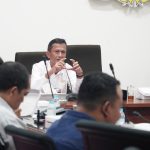 Ketua DPRD Kebumen H Saman saat memimpin Rapat Badan Anggaran.